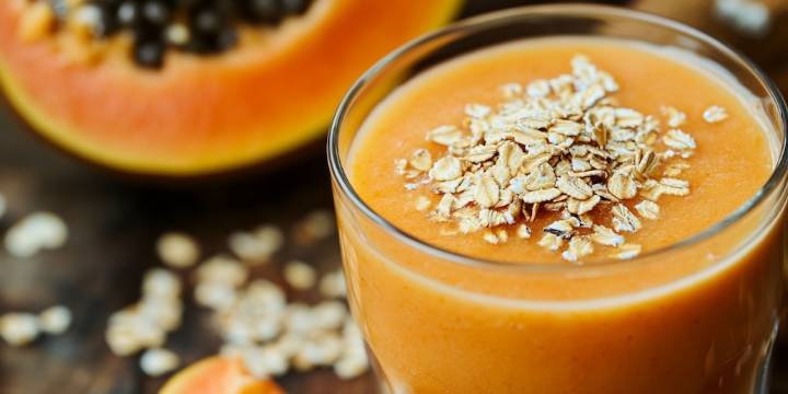 Papaya y avena: este es el jugo de frutas que regula los niveles de glucosa y ayuda a prevenir la diabetes