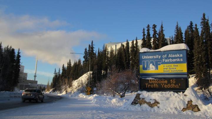 14 Alaska state lawmakers ask Congress to oppose cuts to science agencies