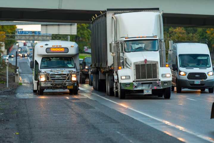 Oregon Senate passes $4.3 billion transportation package