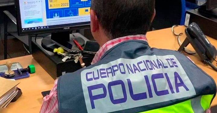La Policía Nacional alerta del aumento de estafas web en Málaga usando como gancho la venta de aires acondicionados y neveras