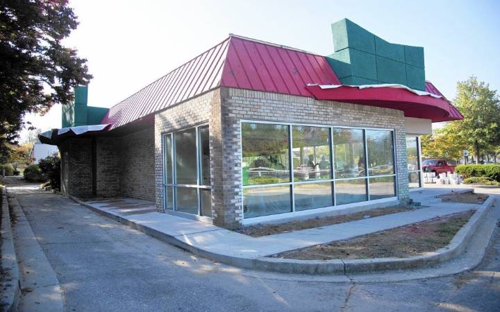Anne Arundel's last standalone Krispy Kreme closes