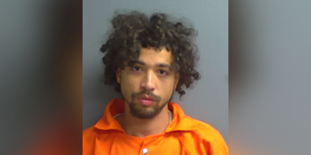 Suspect accused of shooting man in stomach during argument, deputies say