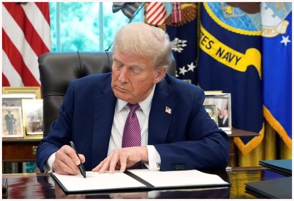 Donald Trump advierte que Estados Unidos “derribará” los aviones venezolanos que representen una amenaza en el Caribe