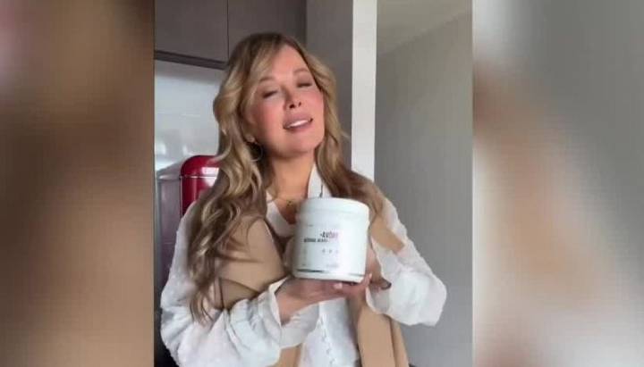 Cathy Barriga reaparece como vendedora de suplementos