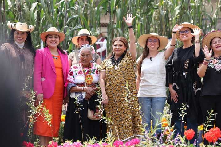 Con garantía de impulso a productores, Brugada inaugura Feria del Maíz