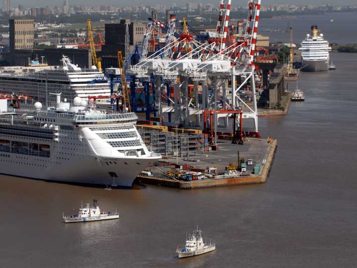 Finalizó la licitación para el mantenimiento de la señalización  del Puerto de Buenos Aires