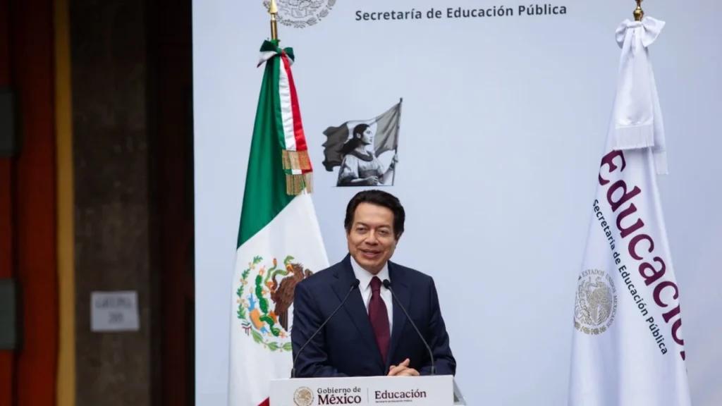 ¿Es megapuente? SEP aclara si hay clases o no el 15 y 16 de septiembre
