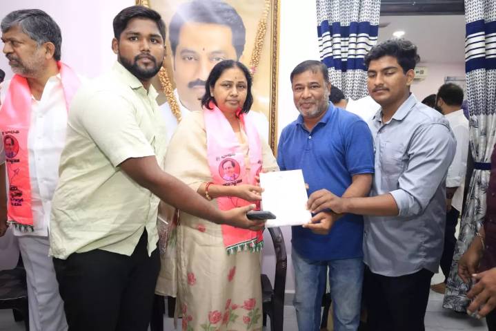 BRS Fields Maganti Sunitha for Jubilee Hills By