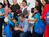Inaugura Marco Bonilla domo y entrega Mi Bolsa Escolar en primaria Tarahumara