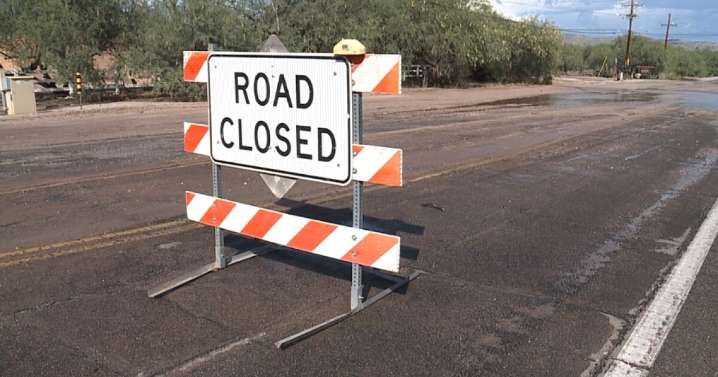 Flooding shuts down part of Tanque Verde Road on Eastside