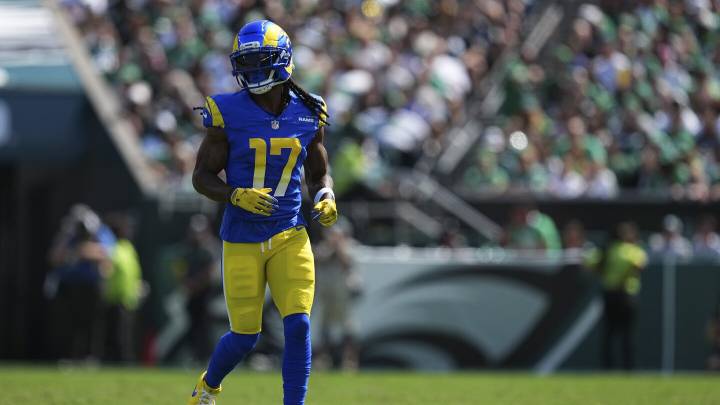 Davante Adams, DeForest Buckner both active for Rams