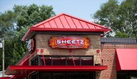 Giveaways highlight newest Sheetz opening in Columbiana Wednesday