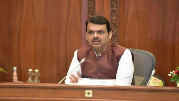 CM Fadnavis reviews flood situation as dam discharges and crop losses raise alarms