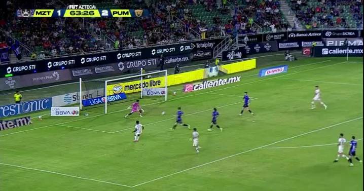 ¡Se le fue a Pumas! Angulo perdona frente al portero en el Mazatlán vs Pumas