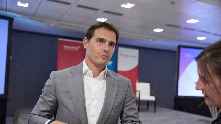 Así es la vida actual de Albert Rivera: nueva etapa en la televisión y alejado de la política