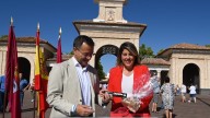 Albacete y Cartagena sellan lazos institucionales en la Feria para «seguir creciendo como destinos turísticos y culturales»