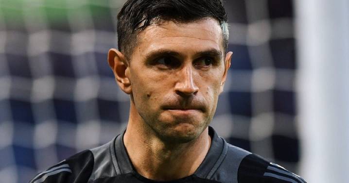 Un histórico arquero advirtió a la Selección Argentina por la situación del Dibu Martínez: «Me da miedo»