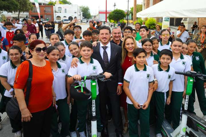Arranca Samuel servicio de scooters para Distrito FIFA