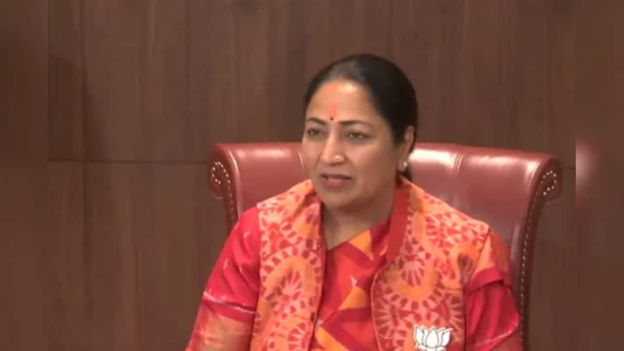 Every Indian must contribute to nation-building: CM Rekha Gupta