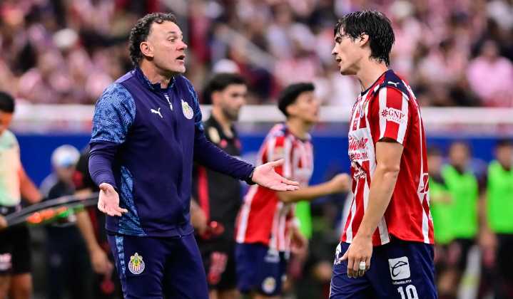 “Esta derrota fue merecida”: Milito se sincera tras el ridículo de Chivas ante Toluca