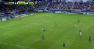 ¡Era para gol! Pumas no concreta y la estrella en el poste