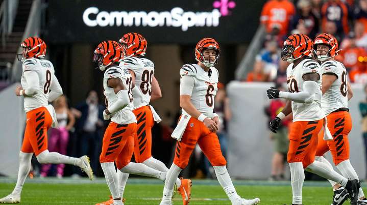 Bengals fans in shambles after 25-point blowout loss to Broncos