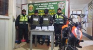 Puno: Policías detienen a dos presuntos ladrones cuando huían con motocicleta robada
