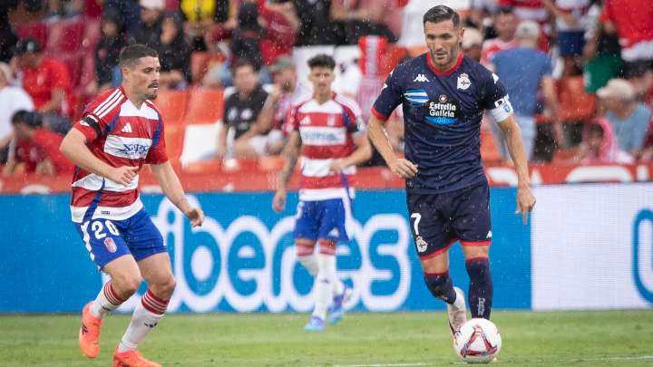 El presidente del Castellón lanza un guiño a Lucas Pérez: "Tenemos una plaza libre"