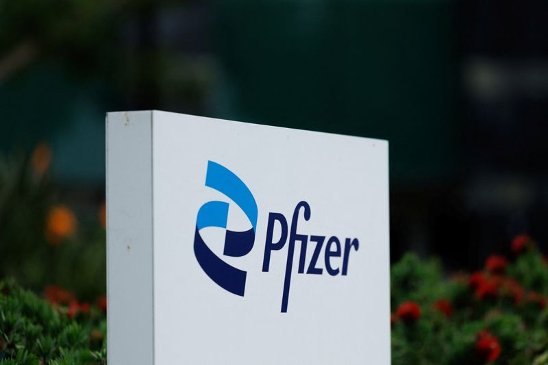 US drugmakers rise after Trump announces Pfizer price cuts, promises more deals