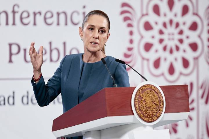 Calderón y Peña dejaron una “maldita deuda corrupta” en Pemex: Sheinbaum