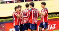 Necaxa cae ante las Chivas en la jornada 10 del Apertura 2025