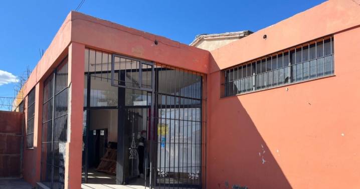 Robaron en un local del barrio Jubilados tras forzar la puerta de vidrio