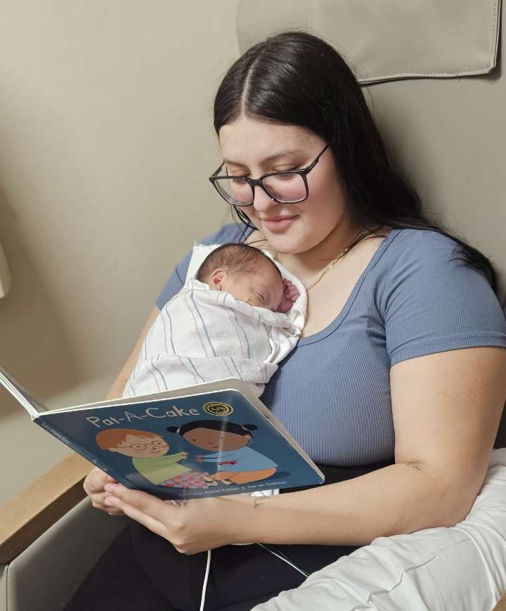Read-a-Thon reaches Glendale hospital NICU