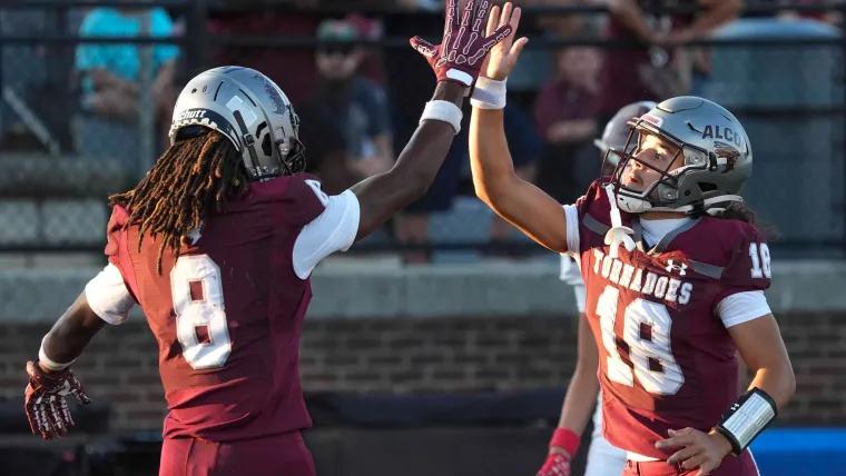 Alcoa (TN) defeats Knoxville West (TN) to stay undefeated: Live updates, score of Thursday night game in eastern Tennessee