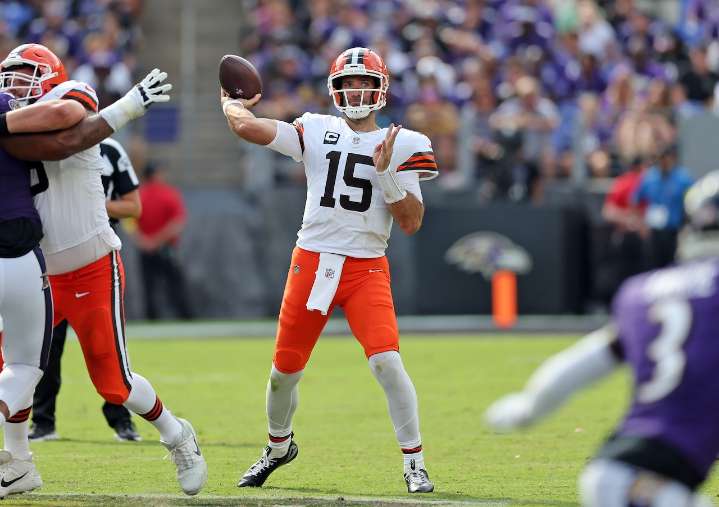 Stick with Joe Flacco or roll the dice on Dillon Gabriel? Inside the Browns’ quarterback dilemma after Ravens disaster
