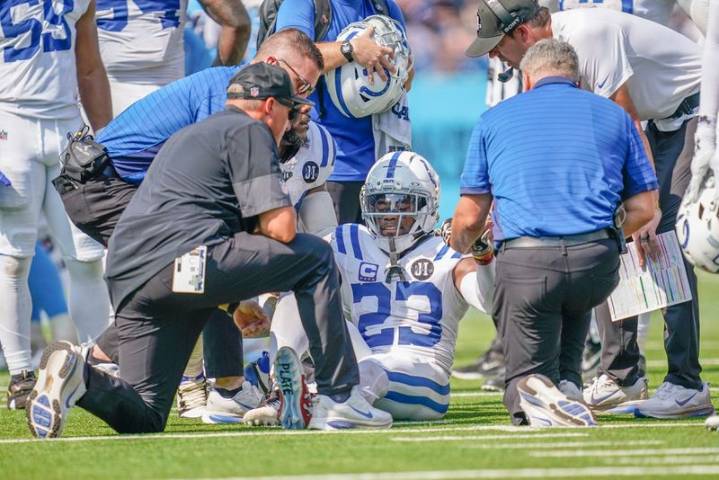 Report: Colts CB Kenny Moore II (calf) to only miss a few weeks