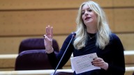 El PP exige el cese de la ministra de Igualdad por los fallos en las pulseras antimaltrato
