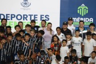 Entrega Ceci Patrón instalaciones deportivas a la comunidad de Yucalpetén