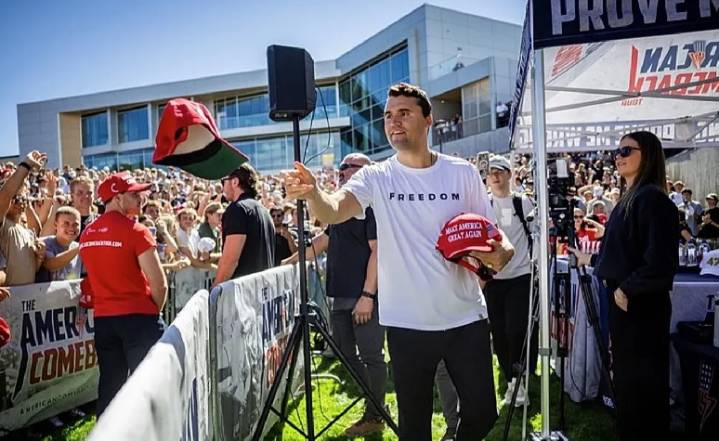 EE. UU.: Charlie Kirk, aliado de Trump, murió tras recibir un disparo en el cuello
