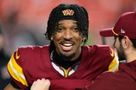Jayden Daniels Net Worth 2025: Salary, Contract, Career Earnings, and More Jayden Daniels’ net worth in 2025, including his salary, contract, career earnings, and house details. Himanshu Singh 8 hrs a