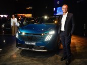 El CEO global de Peugeot considera hacer un auto exclusivo para el Mercosur