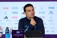 El insólito once titular de Scaloni en el 7° aniversario de su debut como DT de Selección Argentina