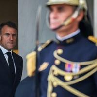 French parliament set to eject PM in blow to Macron