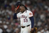 Framber Valdez apologizes to César Salazar after hitting him with a pitch