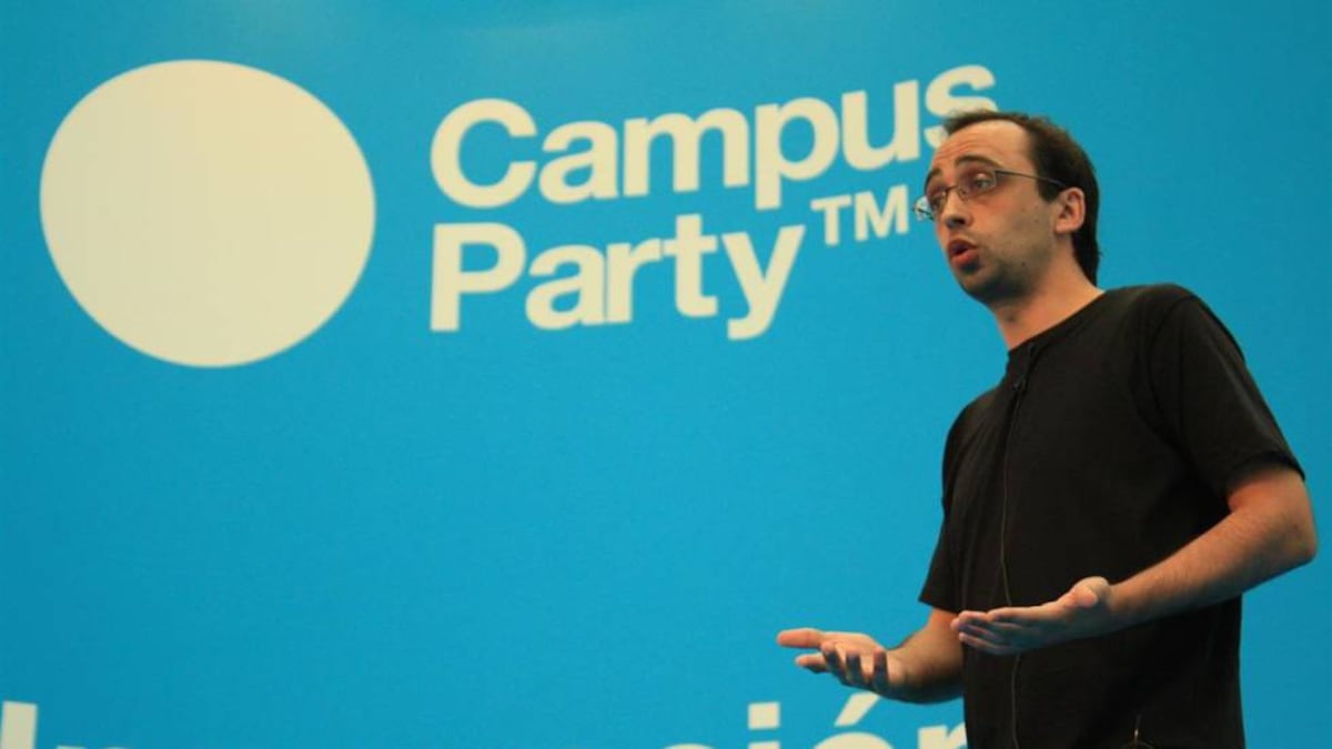 La Audiencia de Sevilla deja a un paso del banquillo a un exdiputado de Podemos por violencia machista