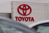 2 major car manufacturers recall over 1.1 million vehicles for seat belt, panel display problems