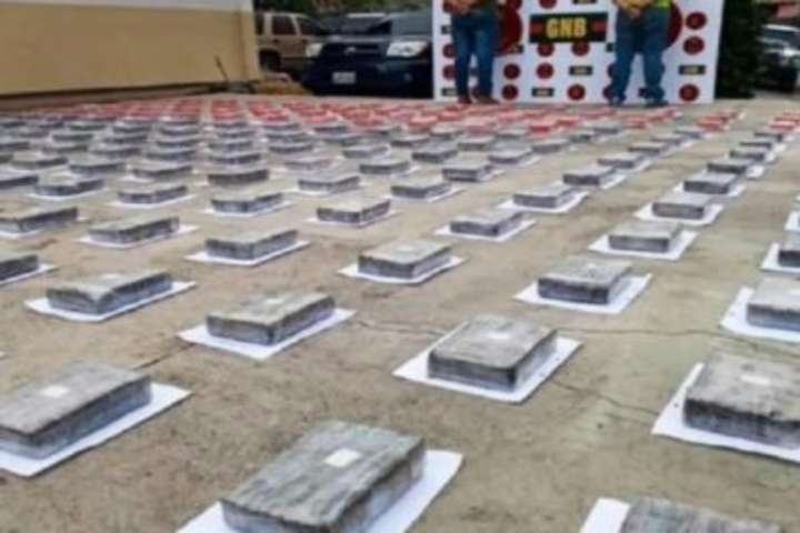 Incautan más de 3 mil 600 kilos de cocaína en operación conjunta