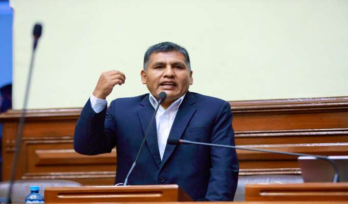 Jaime Quito sobre audios de Santiváñez que involucran al premier: “Deben ser censurados”