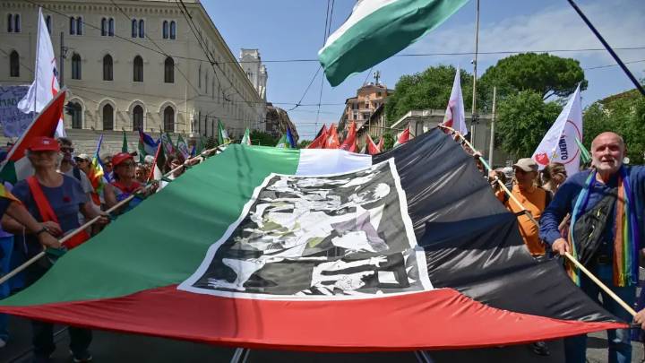 Francia se sumaría al reconocimiento del Estado de Palestina, pero el presidente Emmanuel Macron pone freno a abrir embajada hasta liberar rehenes