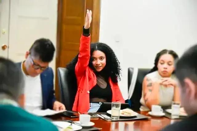 Fundación San José anulará título de Juliana Guerrero